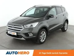 Grau Gebraucht 2019 Ford Kuga Titanium SUV | 19.120 € (Fairer Preis)