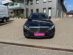 Schwarz Gebraucht 2017 Mercedes E220 Exclusive Limousine | 21.990 € (Fairer Preis)