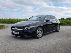 Schwarz Gebraucht 2022 Mercedes A200 AMG line Limousine | 26.499 € (Fairer Preis)