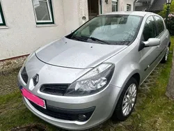 Silber Gebraucht 2006 Renault Clio II Initiale Limousine | 2.000 € (Guter Preis)