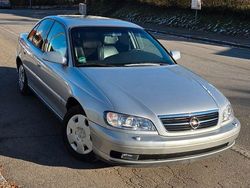 Silber Gebraucht 2000 Opel Omega Limousine | 2.000 € (Guter Preis)