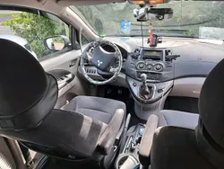 Silber Gebraucht 2007 Mitsubishi Grandis Van / Kleinbus | 4.500 € (Etwas zu teuer)