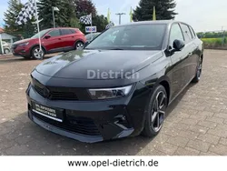 Lackierung schwarz perla nera/ Gebraucht 2024 Opel Astra GS Line Kombi | 29.900 € (Etwas zu teuer)