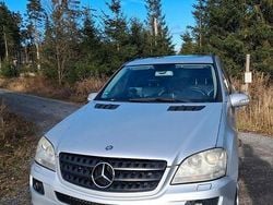 Grau Gebraucht 2006 Mercedes ML280 SUV | 5.750 € (Fairer Preis)