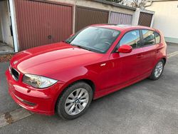 Rot Gebraucht 2009 BMW 118 Kleinwagen | 3.500 € (Guter Preis)