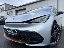 Silber Gebraucht 2024 Cupra Born e-Boost Kleinwagen | 28.860 € (Superpreis)