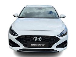 Weiß Neu 2025 Hyundai i30 Comfort Kleinwagen | 23.169 € (Fairer Preis)