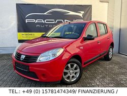 Rot Gebraucht 2009 Dacia Sandero Limousine | 2.790 € (Fairer Preis)
