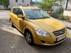 Gold Gebraucht 2009 Kia Ceed Sportswagon LX Kombi | 1.250 €