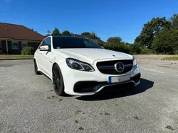 Weiß Gebraucht 2014 Mercedes E63S AMG AMG Limousine | 39.900 € (Fairer Preis)