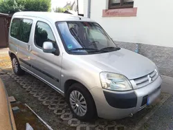 Silber Gebraucht 2004 Citroën Berlingo Van / Kleinbus | 950 € (Fairer Preis)