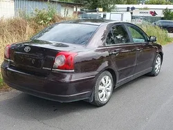 Violett Gebraucht 2006 Toyota Avensis Limousine | 3.950 € (Fairer Preis)