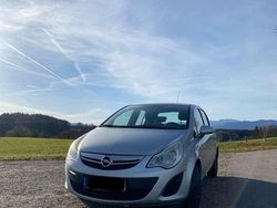 Grau Gebraucht 2012 Opel Corsa Edition Kleinwagen | 2.800 € (Fairer Preis)