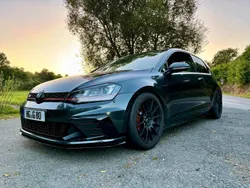 Grau Gebraucht 2016 VW Golf VII GTI Clubsport Limousine | 34.900 €