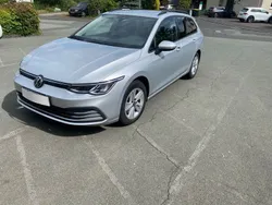 Silber Gebraucht 2021 VW Golf VIII Life Kombi | 22.999 € (Fairer Preis)