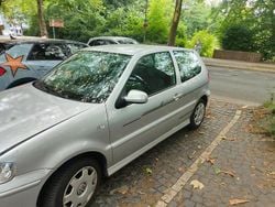 Silber Gebraucht 2001 VW Polo Basis Kleinwagen | 1.400 € (Guter Preis)