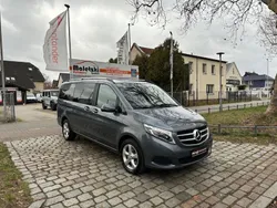Flintgrau metallic Gebraucht 2017 Mercedes V250 Edition Van / Kleinbus | 37.950 € (Fairer Preis)