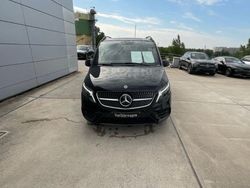 Schwarz Gebraucht 2023 Mercedes V300 AMG line Plus Van / Kleinbus | 70.000 € (Fairer Preis)