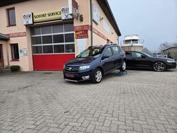 Blau Gebraucht 2016 Dacia Sandero Prestige Van / Kleinbus | 9.999 € (Teuer)