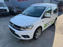 Candyweiß Gebraucht 2017 VW Caddy Trendline Van / Kleinbus | 10.900 € (Superpreis)