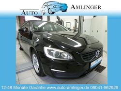 Black solid (stone) / solid Gebraucht 2016 Volvo V60 Kinetic Kombi | 16.600 € (Etwas zu teuer)