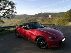 Rot Gebraucht 2016 Mazda MX5 Sports-Line Cabrio | 18.300 € (Fairer Preis)