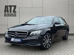 Schwarz Gebraucht 2020 Mercedes E300 Kombi | 25.999 € (Fairer Preis)