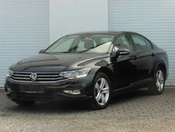 Deep black perleffekt Gebraucht 2021 VW Passat Limousine | 20.990 € (Fairer Preis)
