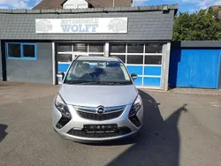 Silber Gebraucht 2013 Opel Zafira Tourer Active Van / Kleinbus | 8.000 € (Fairer Preis)