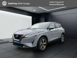 Grau Gebraucht 2024 Nissan Qashqai N-Connecta SUV | 26.675 € (Guter Preis)
