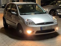 Silber Gebraucht 2004 Ford Fiesta Kleinwagen | 1.699 € (Guter Preis)