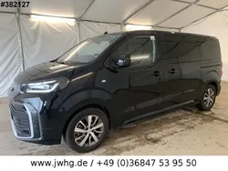 Schwarz Gebraucht 2024 Toyota Proace Verso Kombi | 34.350 € (Superpreis)