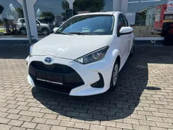 040 Gebraucht 2022 Toyota Yaris Hybrid Business Edition Kleinwagen | 19.490 € (Fairer Preis)