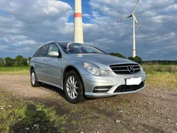 Silber Gebraucht 2010 Mercedes R300 Edition Van / Kleinbus | 9.500 €