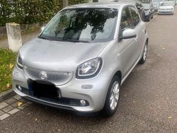 Silber Gebraucht 2015 Smart ForFour Kleinwagen | 6.900 € (Fairer Preis)