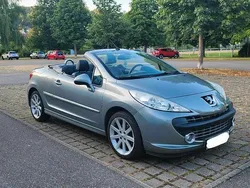 Gebraucht 2008 Peugeot 207 CC Roland Garros Cabrio | 3.550 € (Fairer Preis)