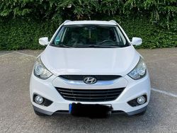 Weiß Gebraucht 2013 Hyundai ix35 Edition SUV | 10.350 € (Etwas zu teuer)