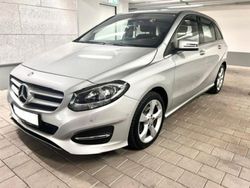 Silber Gebraucht 2015 Mercedes B180 Van / Kleinbus | 12.999 € (Fairer Preis)