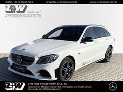 Manufaktur diamantweiß bright Gebraucht 2020 Mercedes C300e AMG line Kombi | 30.950 €