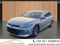 Silber Gebraucht 2024 VW Passat Kombi | 32.980 € (Superpreis)