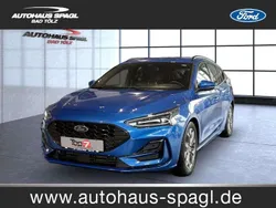 Dynamicblau (blau) Gebraucht 2023 Ford Focus ST-Line Kombi | 25.400 € (Fairer Preis)