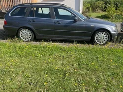 Grau Gebraucht 2003 BMW 320 Kombi | 750 € (Superpreis)