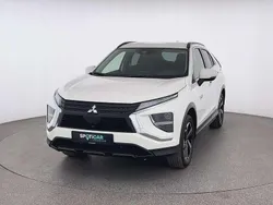 Weiß Gebraucht 2022 Mitsubishi Eclipse Cross Basis SUV | 21.990 € (Guter Preis)