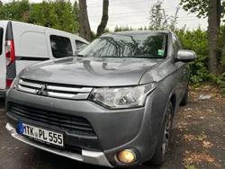 Grau Gebraucht 2015 Mitsubishi Outlander Plus SUV | 8.999 € (Superpreis)