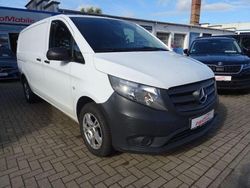Weiß Gebraucht 2016 Mercedes Vito Van / Kleinbus | 12.470 € (Fairer Preis)