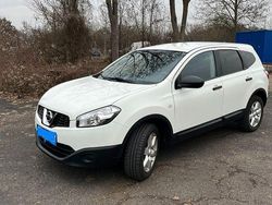 Weiß Gebraucht 2012 Nissan Qashqai +2 Acenta SUV | 6.499 € (Fairer Preis)
