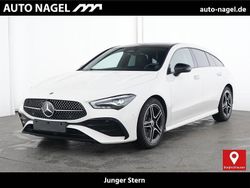 Weiß Gebraucht 2024 Mercedes CLA200 Shooting Brake AMG Kombi | 34.570 €