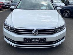 Weiß Gebraucht 2018 VW Passat Comfortline Kombi | 17.000 € (Fairer Preis)