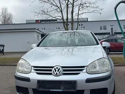 Grau Gebraucht 2004 VW Golf V Limousine | 2.380 € (Fairer Preis)