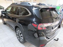 Schwarz Gebraucht 2024 Subaru Outback Platinum Limousine | 39.990 € (Fairer Preis)